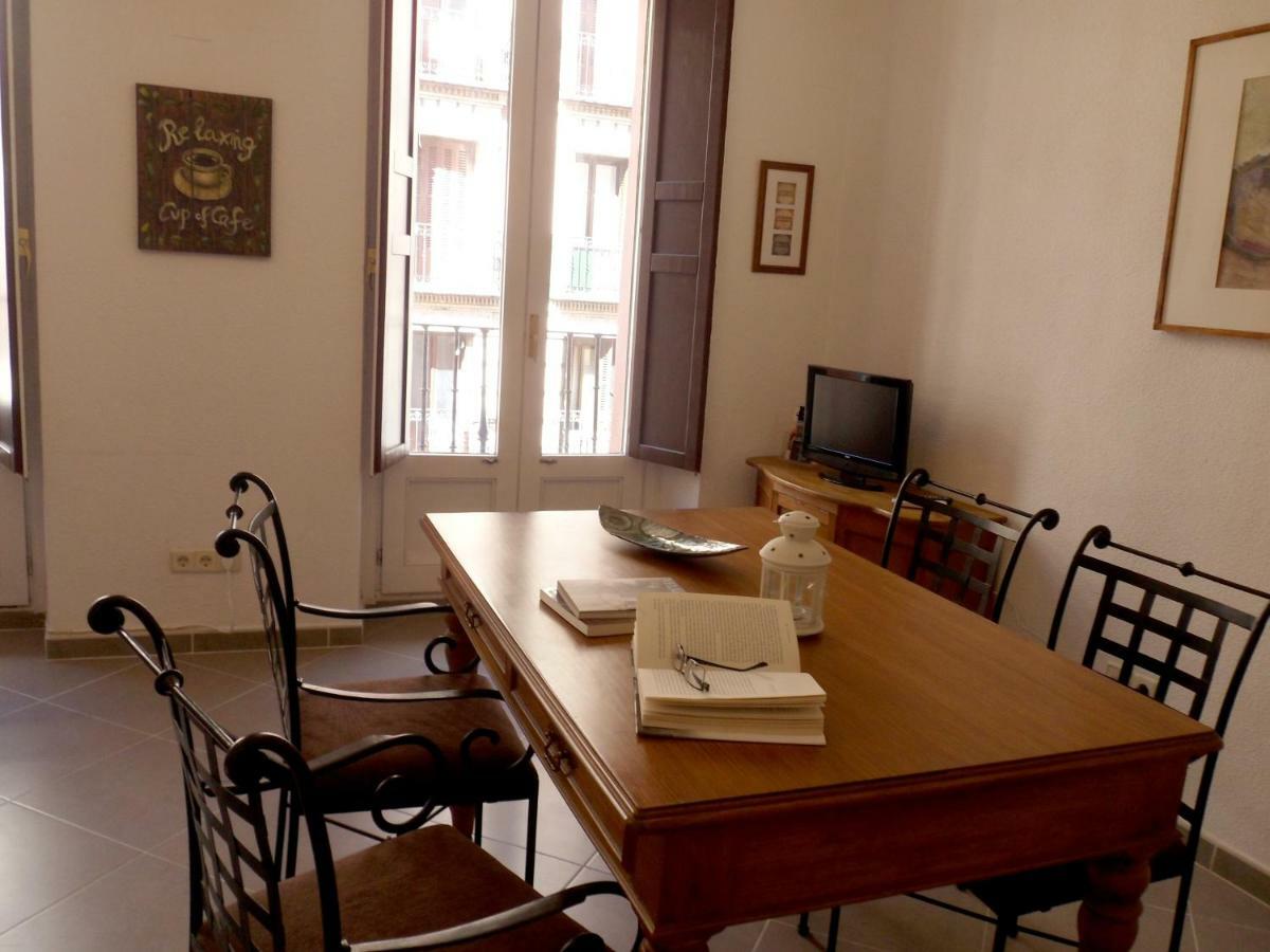 Apartamento Temporada Madrid Luaran gambar