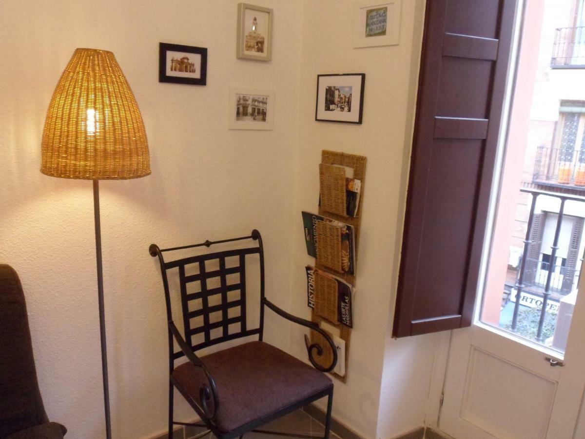 Apartamento Temporada Madrid Luaran gambar